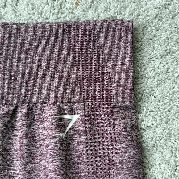 Gymshark Women's Purple Leggings - Picture 4 of 5